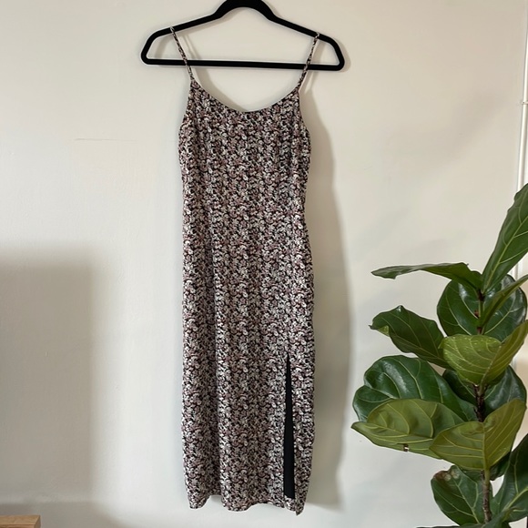 Floral Midi Dress - Picture 2 of 5